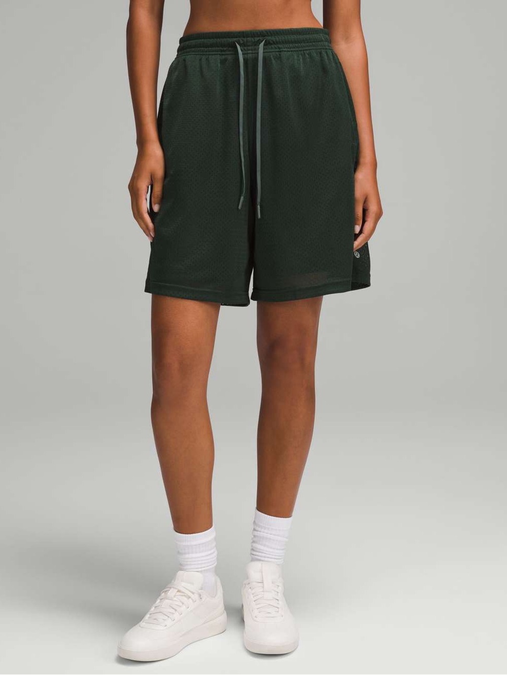 Lululemon Relax Fit Mesh Training Shorts 8” Legacy Green Woman’s Size 2